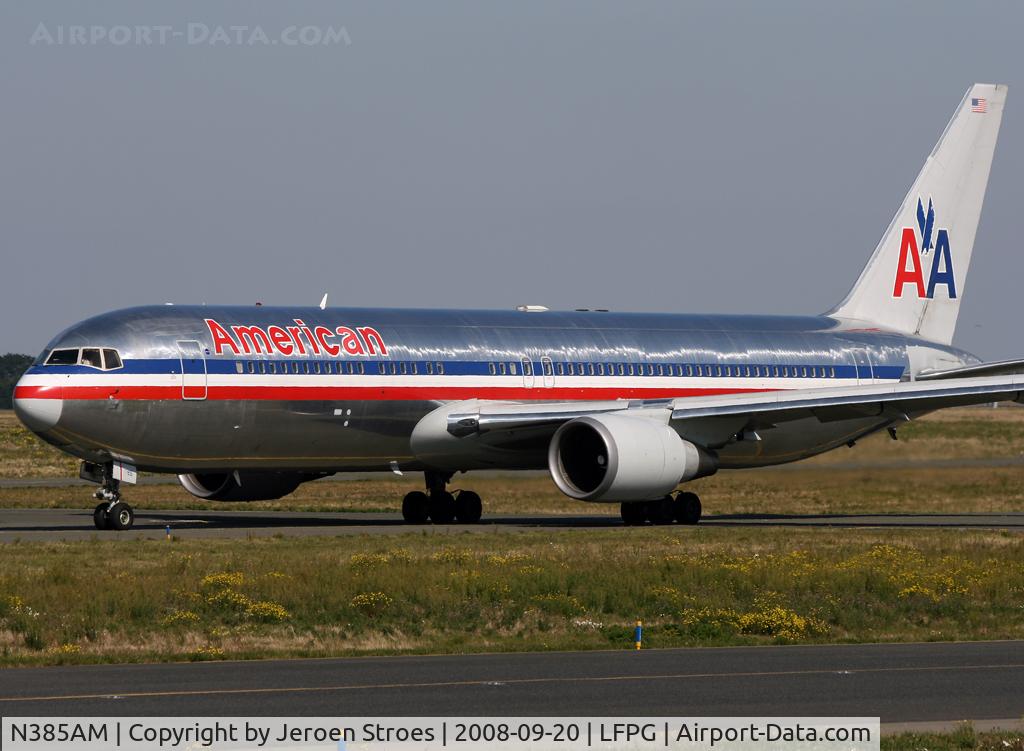 N385AM, 1994 Boeing 767-323 C/N 27059, cdg