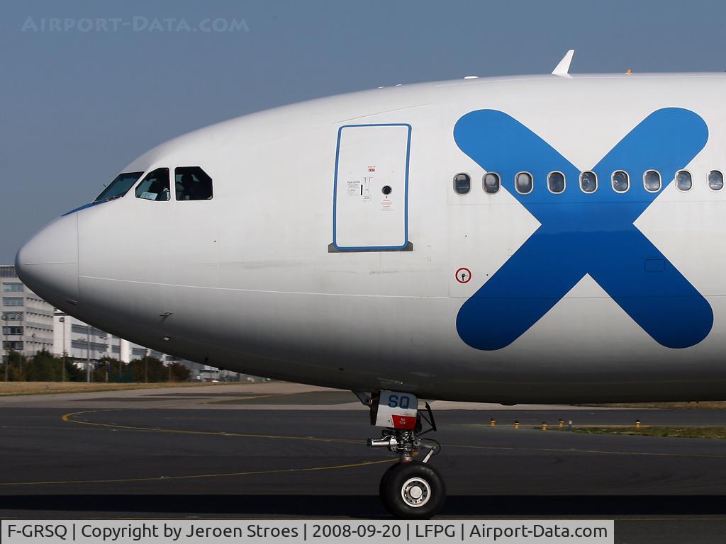 F-GRSQ, 2002 Airbus A330-243 C/N 501, How may crew members do you count in the cockpit?