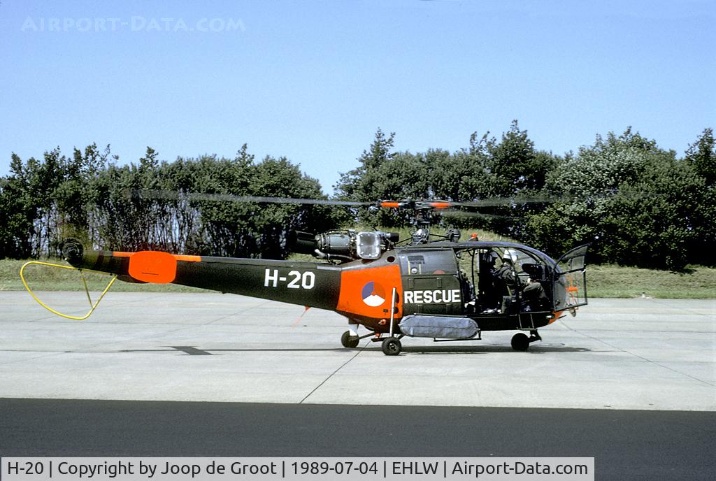 H-20, Sud SE-3160 Alouette III C/N 1320, For over 25 years the SAR flight was equipped with the Alouette III as the SAR helicopters for the Dutch Air Force. In 1993 the Alouette was replaced by the more powerful AB-412 and the Alouettes were sold to Pakistan.