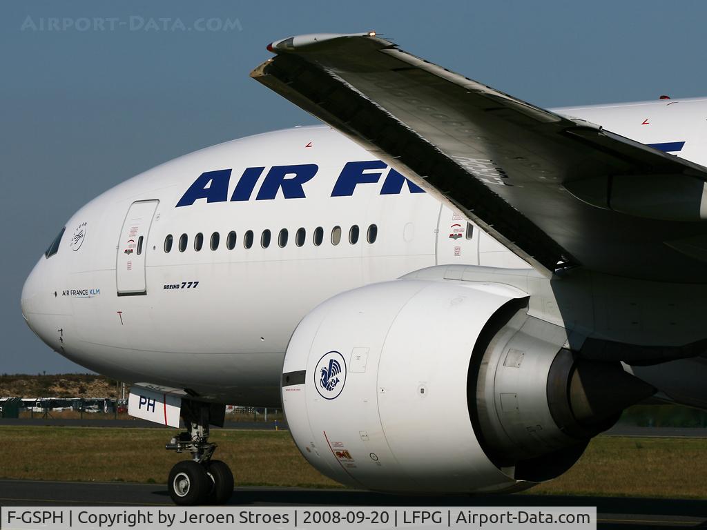 F-GSPH, 1999 Boeing 777-228/ER C/N 28675, cdg