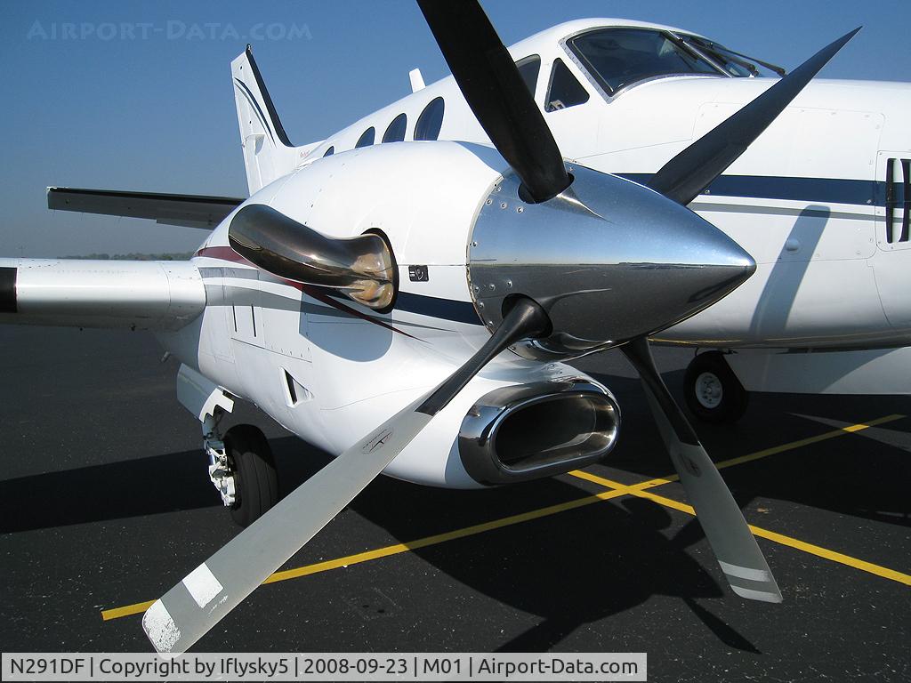 N291DF, 1998 Raytheon Aircraft Company C90A C/N LJ-1534, N291DF BEECH C90A