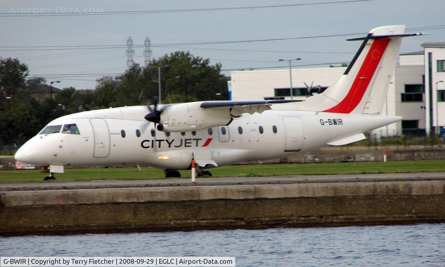 G-BWIR, 1995 Dornier 328-100 C/N 3023, Dornier 328 landing at London City