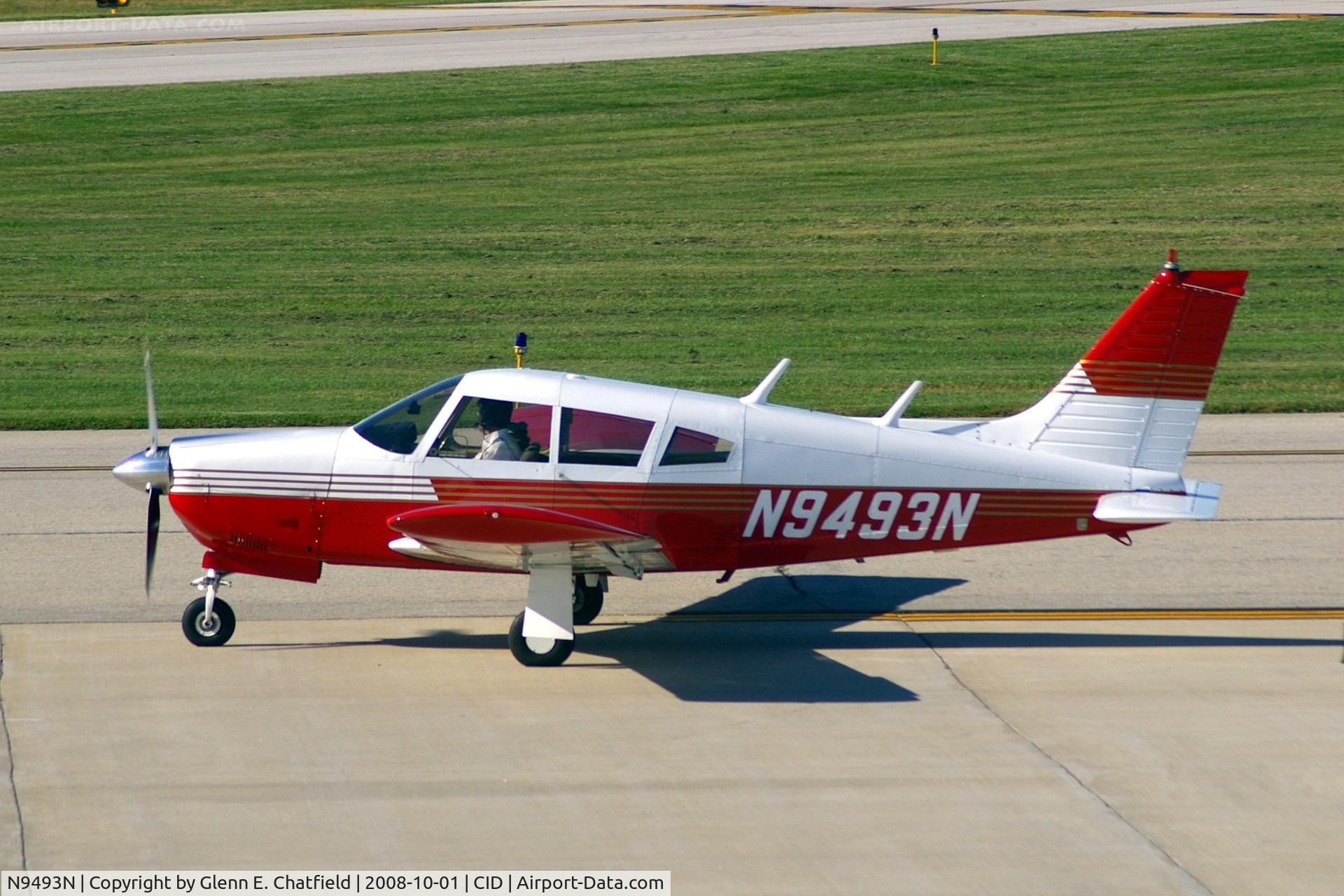 N9493N, 1969 Piper PA-28R-200 C/N 28R-35214, Taxiing to Runway 27 for departure.