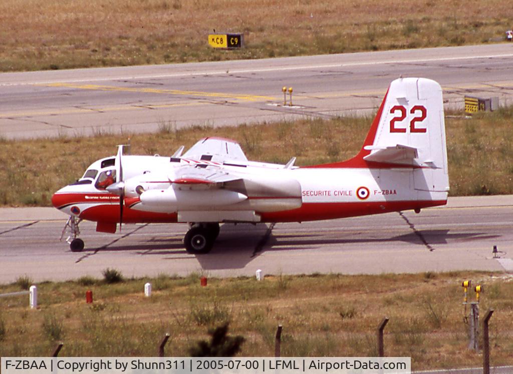 F-ZBAA, Grumman TS-2A/Conair Turbo Firecat C/N 456, Ready for departure...