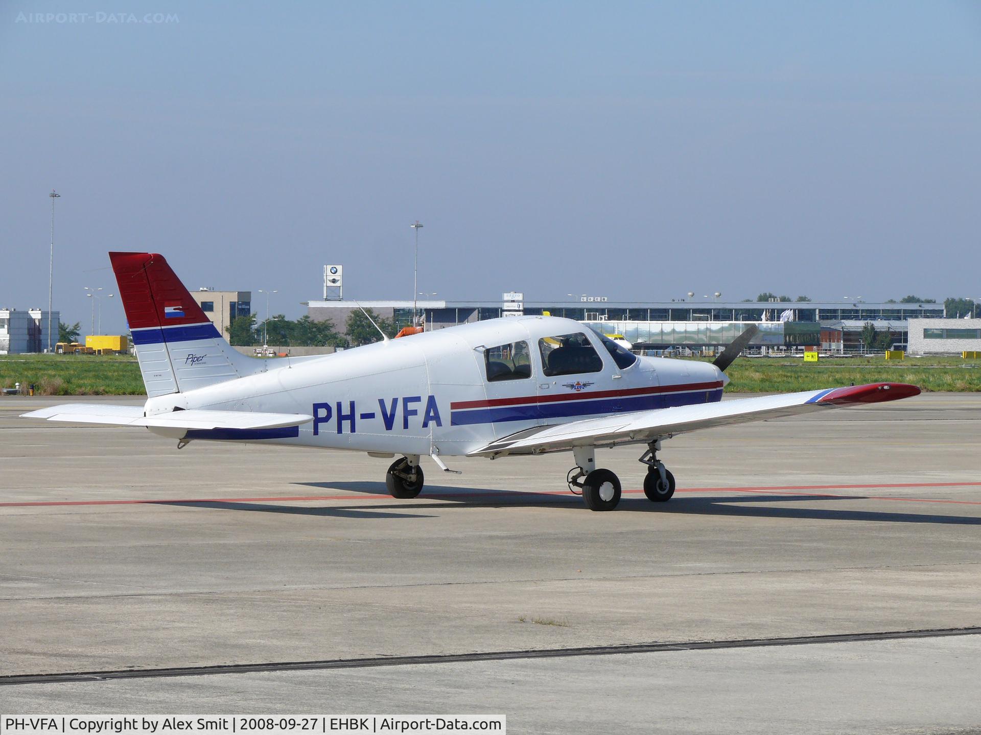 PH-VFA, 1994 Piper PA-28-161 Cherokee Warrior II C/N 2841360, Piper Pa28-161 Cadet PH-VFA