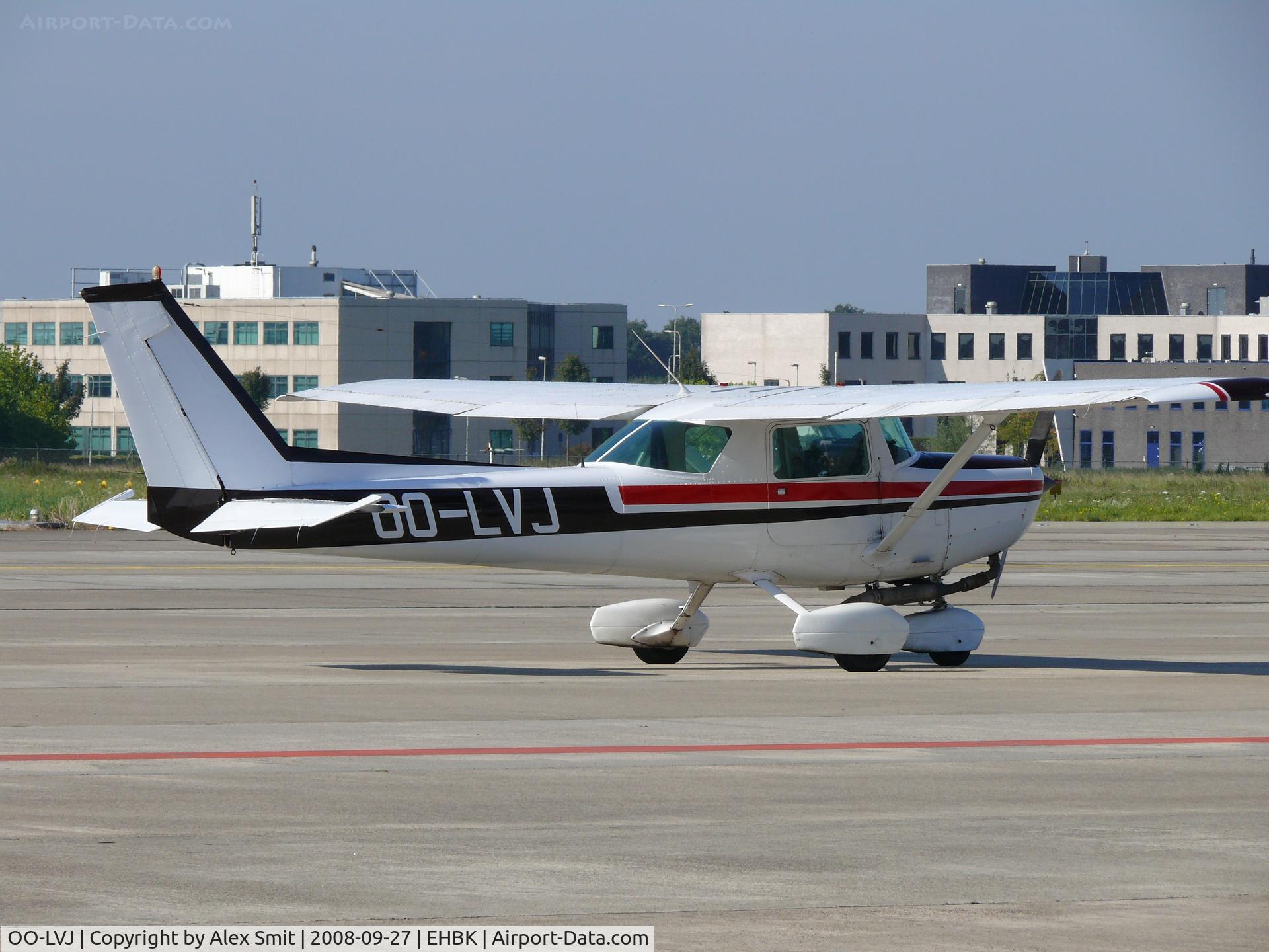 OO-LVJ, 1982 Reims FA152 Aerobat C/N 0378, Cessna FA152 OO-LVJ