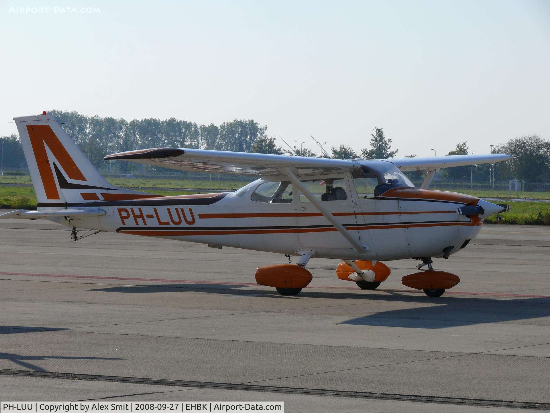 PH-LUU, 1972 Reims F172L Skyhawk C/N 0861, Cessna CF172L Skyhawk PH-LUU