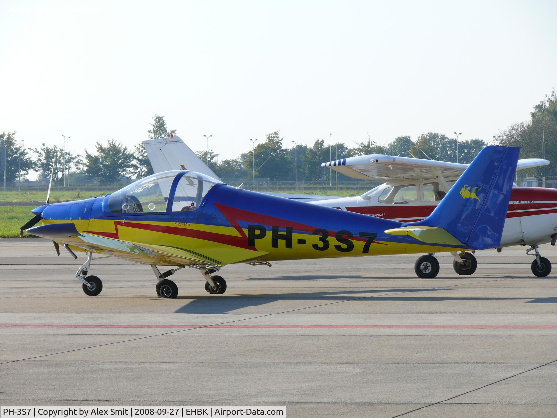 PH-3S7, Kappa KP-2UR Sova C/N 7B961, Kappa KP-2UR SOVA PH-3S7 with two flats