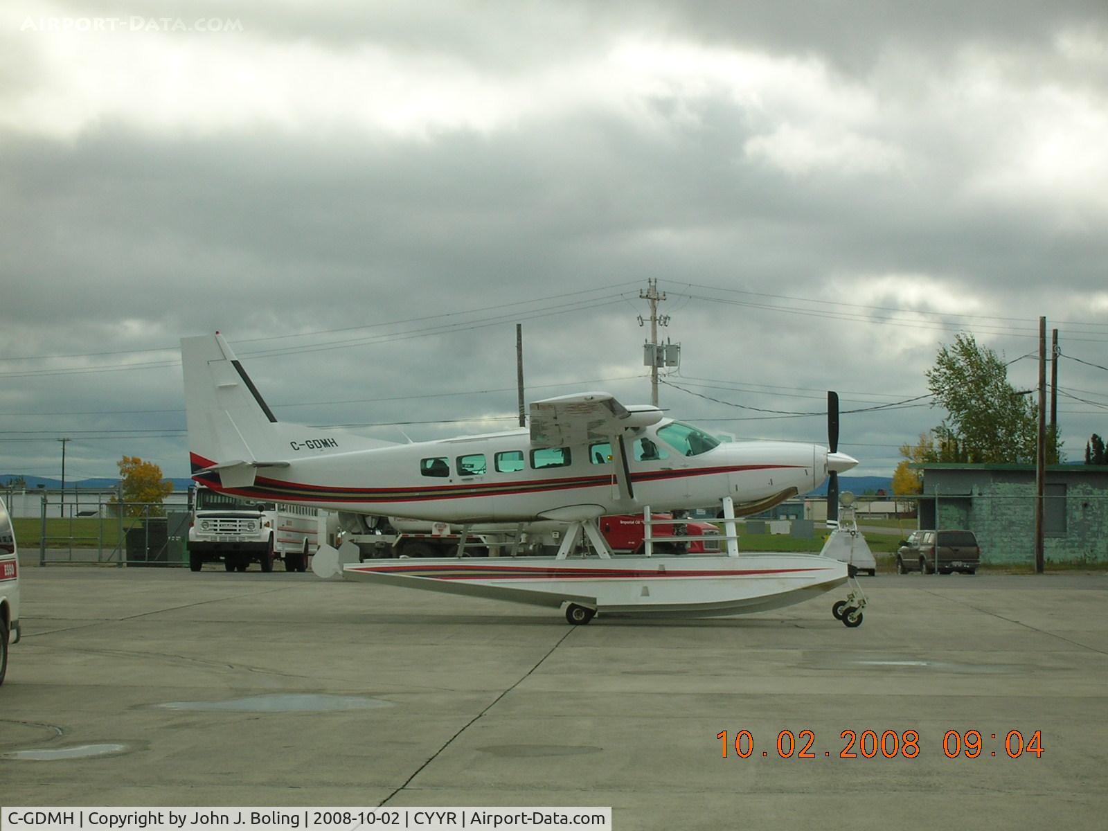 C-GDMH, 2007 Cessna 208 Caravan I C/N 20800409, Nice Cessna on anphibs at Goose Bay