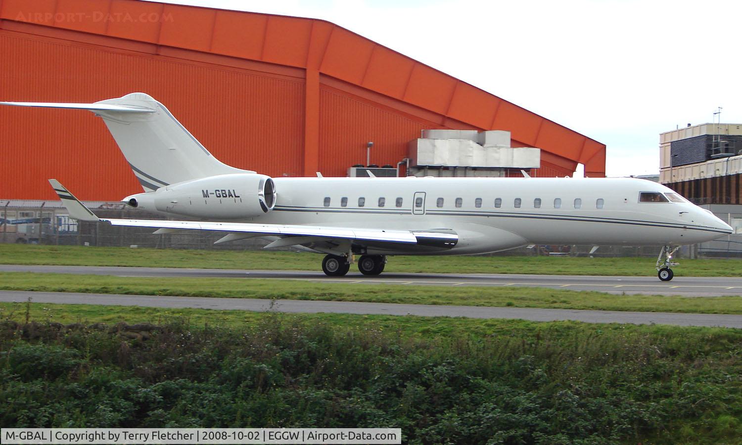 M-GBAL, 2006 Bombardier BD-700-1A10 Global Express C/N 9210, Manx registered Global Express taxies out at London Luton