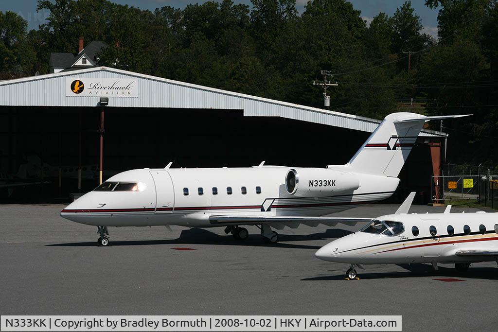 N333KK, 1983 Canadair Challenger 600 (CL-600-1A11) C/N 1082, A great day to take pictures.