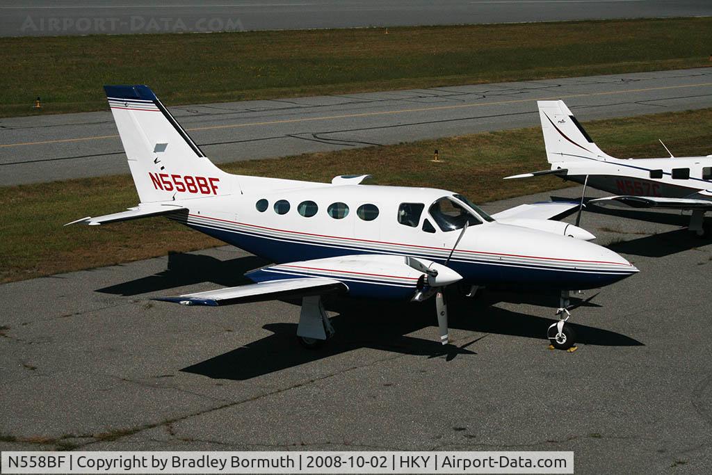 N558BF, Cessna 421C Golden Eagle C/N 421C0845, A great day to take pictures.