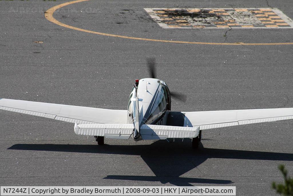 N7244Z, 1985 Beech A36 Bonanza 36 C/N E-2264, A great day to take pictures.