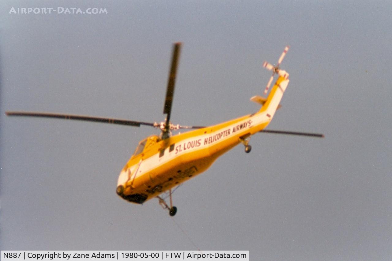 N887, 1957 Sikorsky S-58B C/N 58482, St Louis Airways at Meacham Field