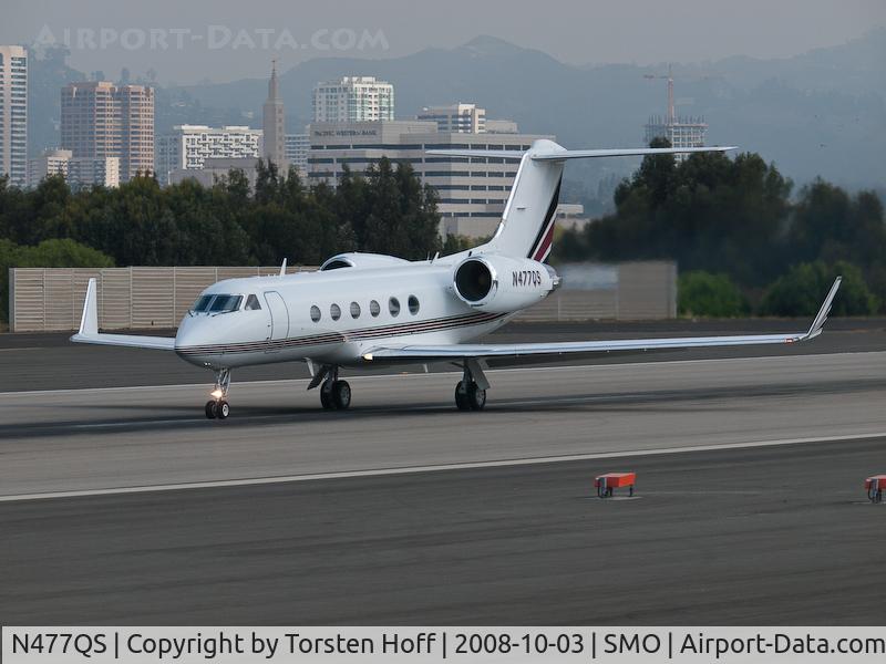 N477QS, 1999 Gulfstream Aerospace G-IV C/N 1377, N477QS departing on RWY 21