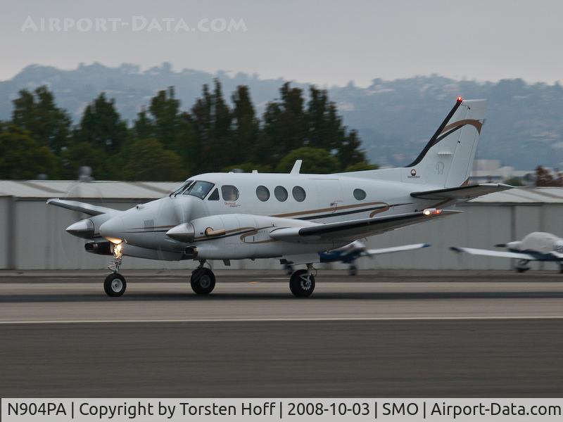 N904PA, Raytheon C90GT King Air C/N LJ-1792, N904PA departing on RWY 21