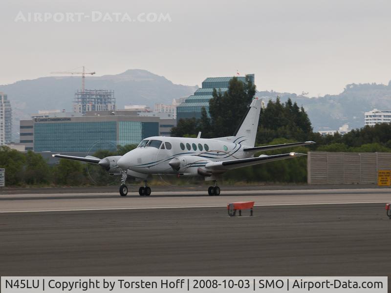 N45LU, 1976 Beech B100 King Air King Air C/N BE-8, N45LU departing on RWY 21