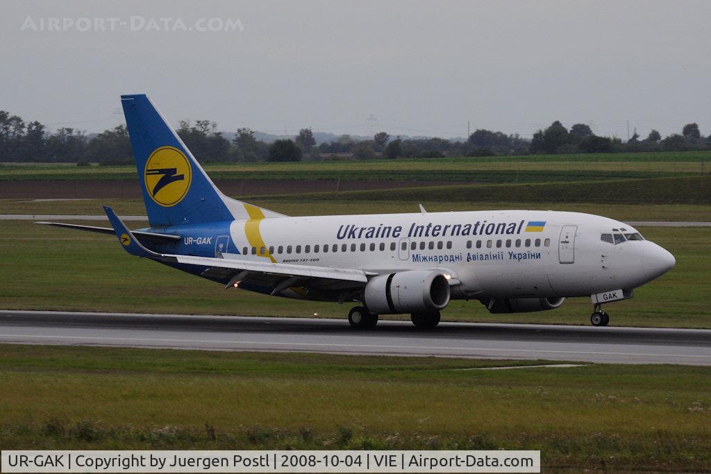 UR-GAK, 1992 Boeing 737-5Y0 C/N 26075, Boeing 737-5Y0