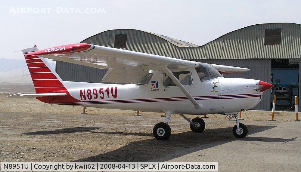 N8951U, 1976 Cessna 150M C/N 15078025, Aircraft operating from Lima / Lib Mandi (SPLX) airfield in Peru.