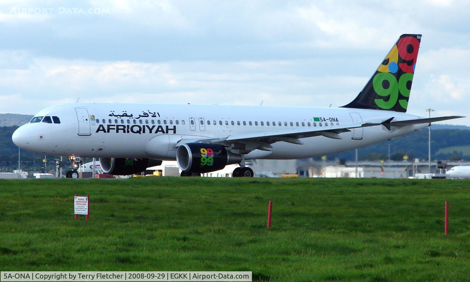 5A-ONA, 2007 Airbus A320-214 C/N 3224, Libyan registered A320 at London Gatwick
