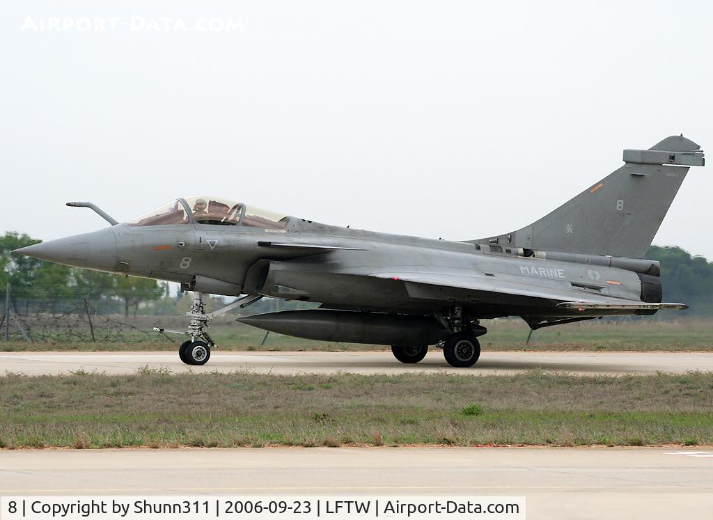 8, Dassault Rafale M C/N 8, Come back from his demo flight during Navy Open Day 2006