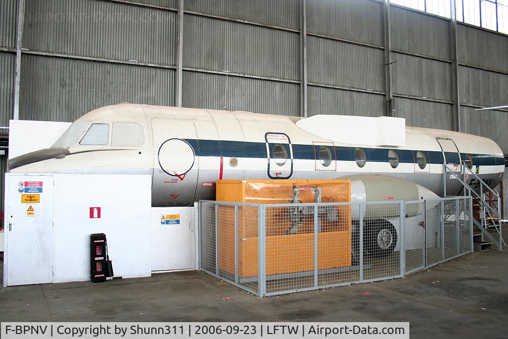F-BPNV, 1967 Nord 262A-32 C/N 39, Useed as a simulator on Navy Base of Nimes... Taken during Navy Open Day 2006
