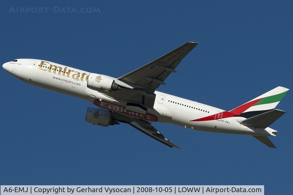 A6-EMJ, 1997 Boeing 777-21H/ER C/N 27253, new on her routing to Dubai