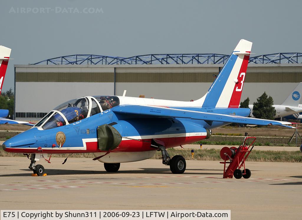 E75, Dassault-Dornier Alpha Jet E C/N E75, Waiting his demo flight On Navy Open Day 2006