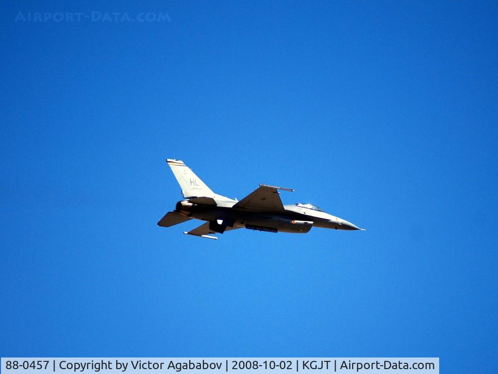 88-0457, 1988 General Dynamics F-16CG Night Falcon C/N 1C-59, At Grand Junction Airshow
