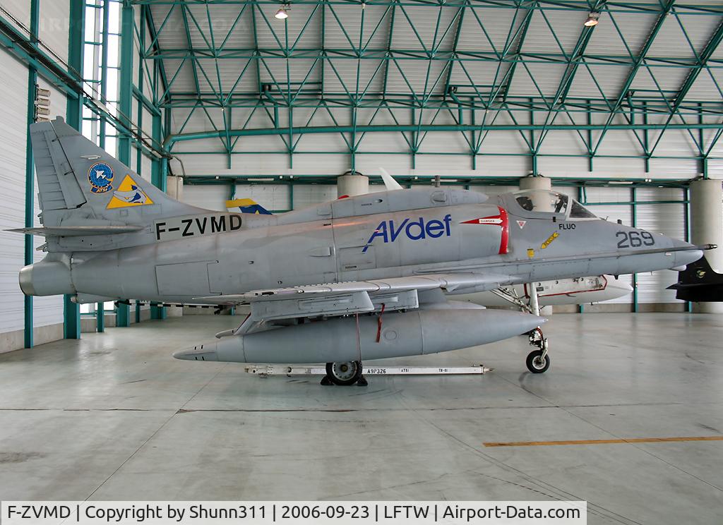 F-ZVMD, Douglas A-4N Skyhawk C/N 14456, Displayed during Navy Open Day 2006