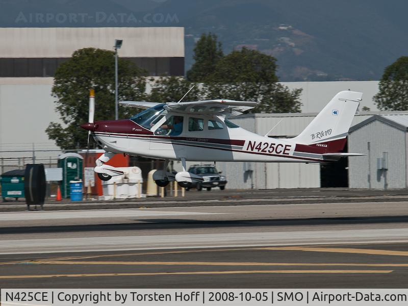 N425CE, Tecnam P-2004 Bravo C/N 085, N425CE departing on RWY 21