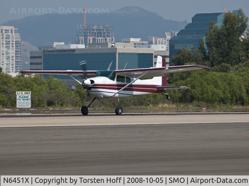 N6451X, 1960 Cessna 180D C/N 18050951, N6451X departing on RWY 21