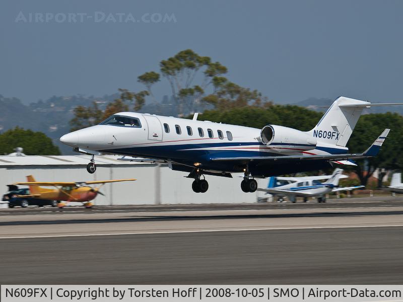 N609FX, 2005 Learjet Inc 45 C/N 2022, N609FX arriving on RWY 21