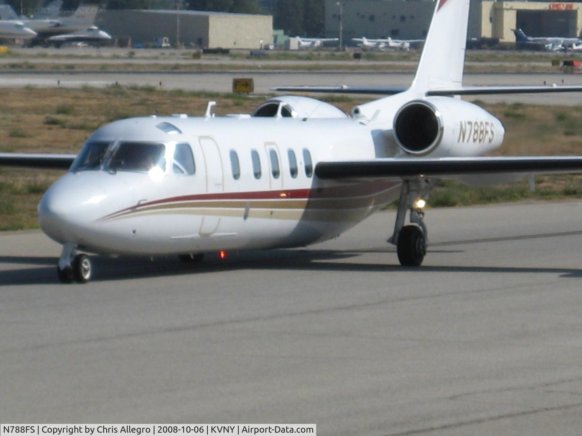 N788FS, 1981 Israel Aircraft Industries IAI-1124A Westwind II C/N 319, Taxiing to Maguire North
