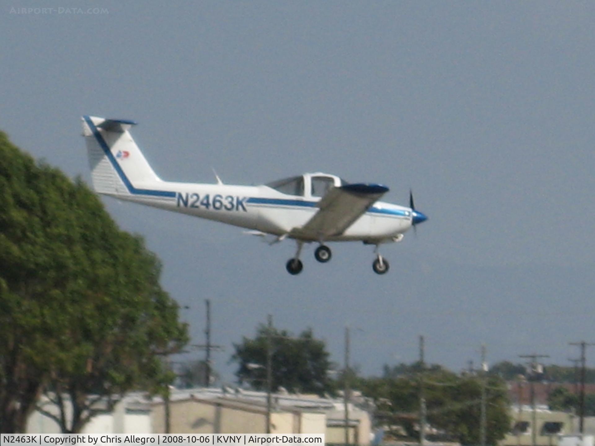 N2463K, 1979 Piper PA-38-112 Tomahawk C/N 38-79A0647, Landing RWY 16R