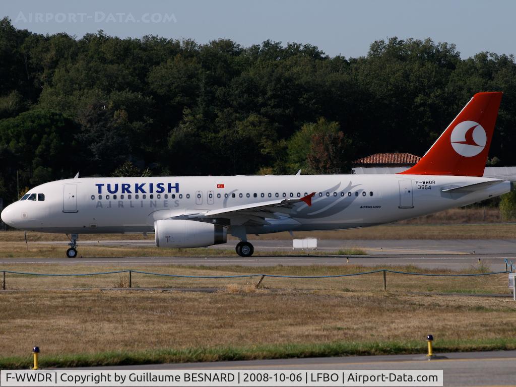 F-WWDR, 2008 Airbus A320-232 C/N 3654, Linup 14R for first flight
