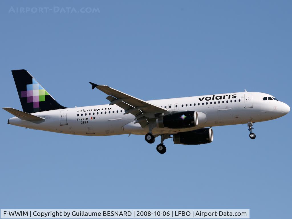 F-WWIM, 2008 Airbus A320-233 C/N 3624, Landing 14R