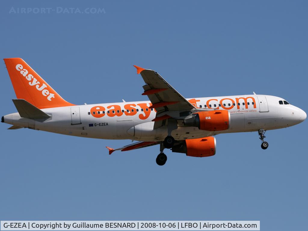 G-EZEA, 2003 Airbus A319-111 C/N 2119, Landing 14R
