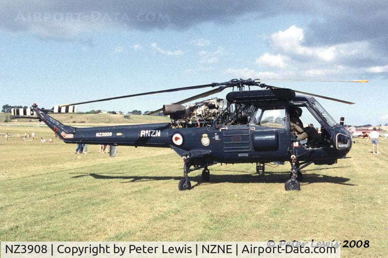 NZ3908, 1966 Westland Wasp HAS.1 C/N F9663, RNZN - 1994