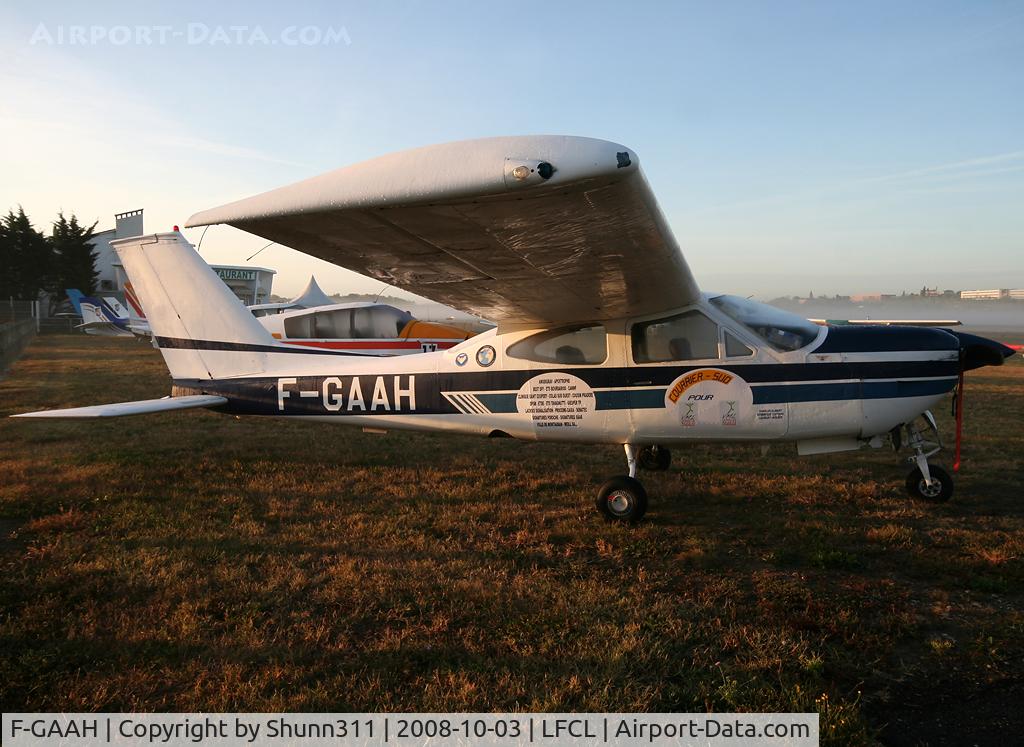 F-GAAH, Reims F177RG Cardinal RG C/N 0153, Parked...