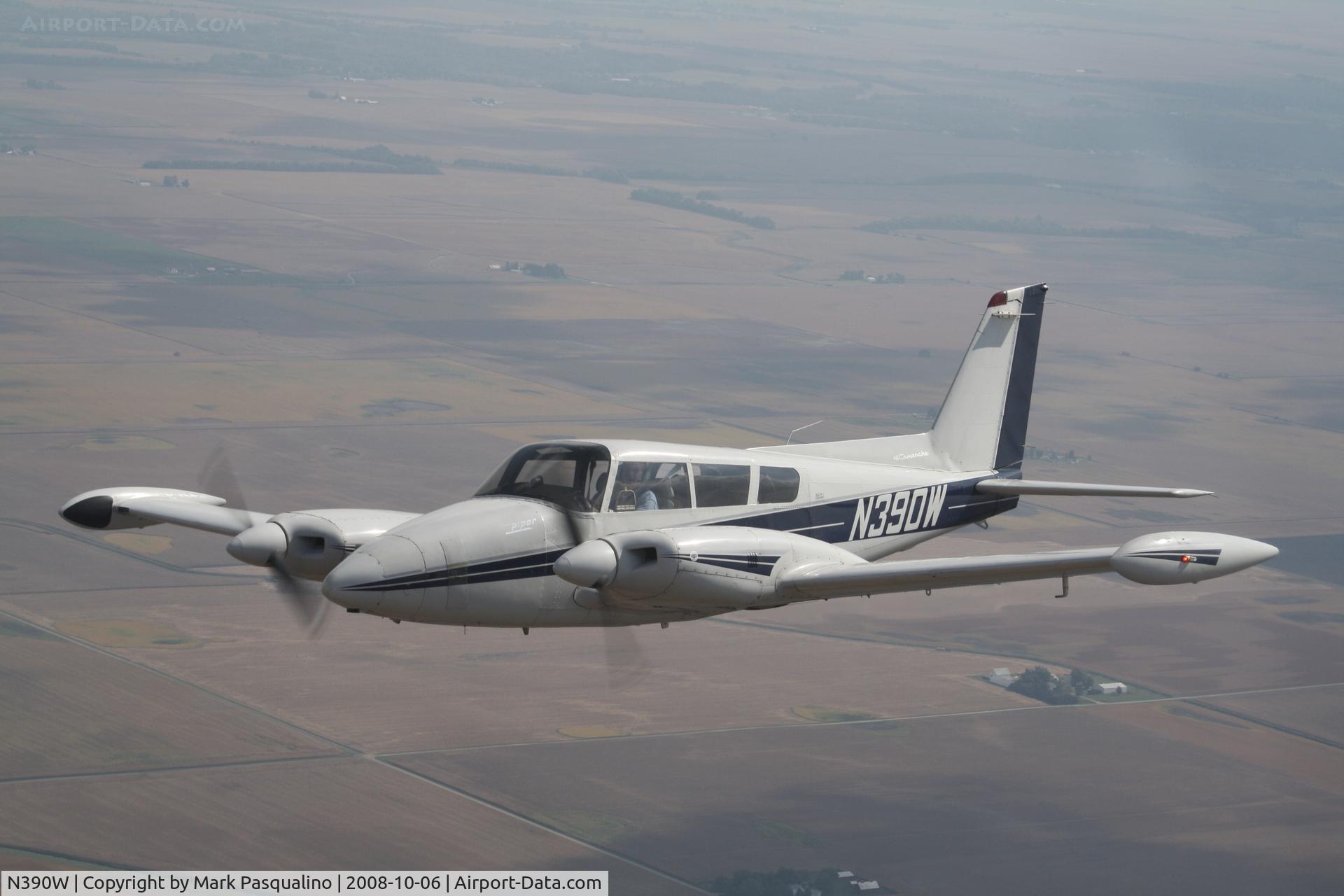 N390W, 1970 Piper PA-39 Twin Comanche C/R C/N 39-39, Piper PA-39