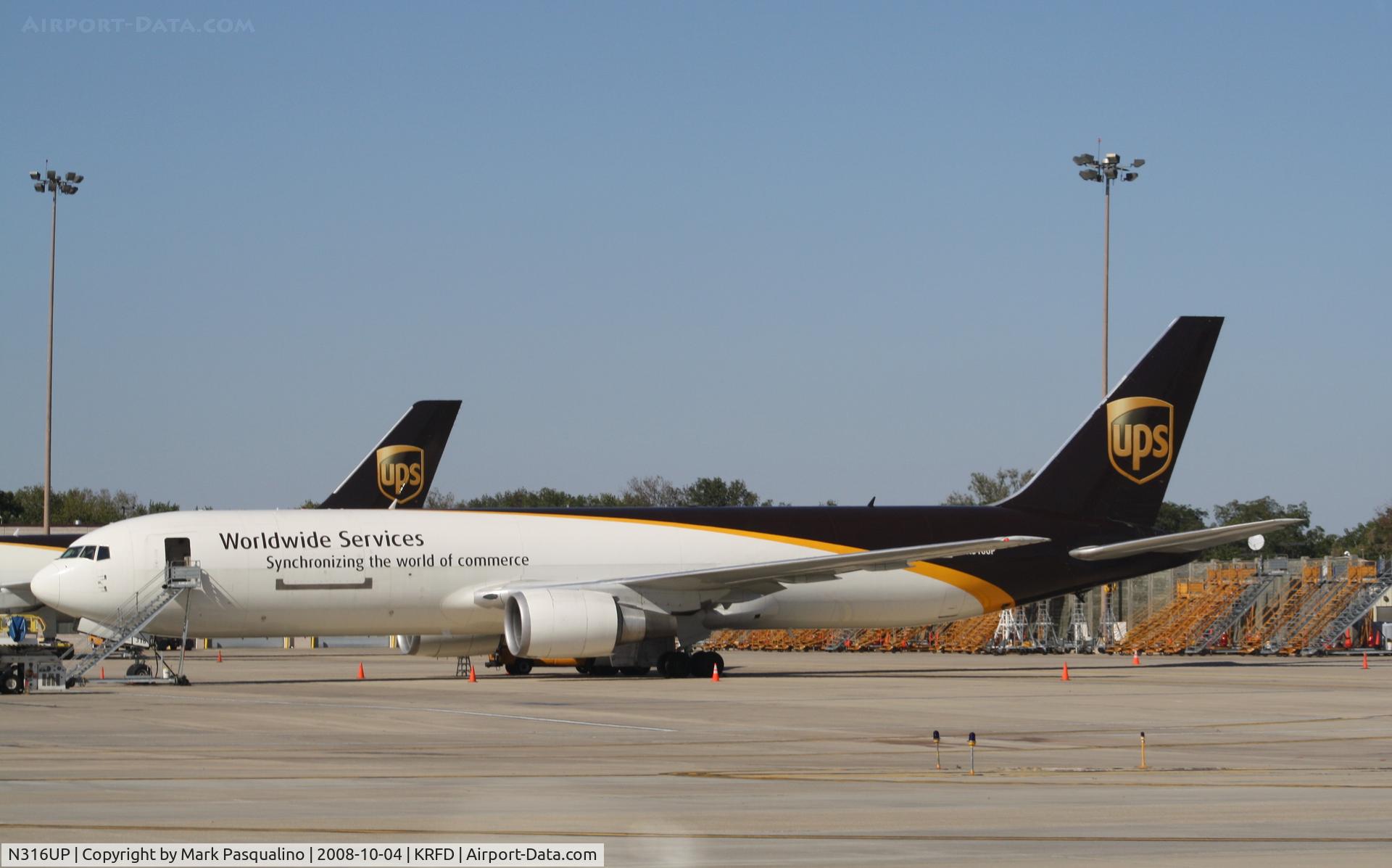 N316UP, 1997 Boeing 767-34AF C/N 27744, Boeing 767-300F