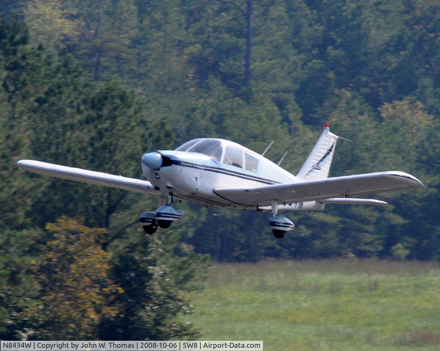 N8434W, 1965 Piper PA-28-180 C/N 28-2664, Departing runway 4