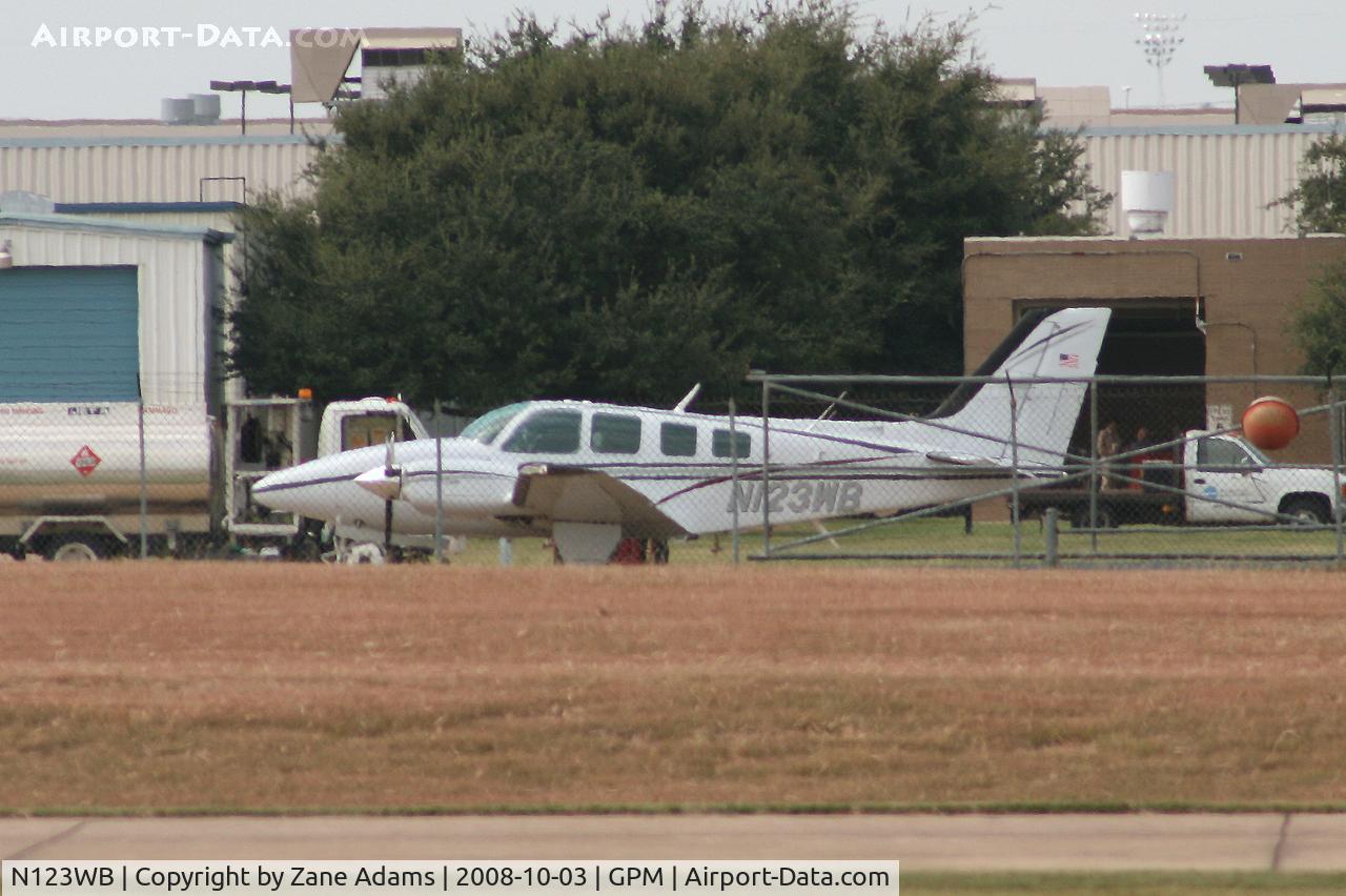 N123WB, 1978 Beech 58 Baron C/N TH-937, At Grand Prairie Municipal