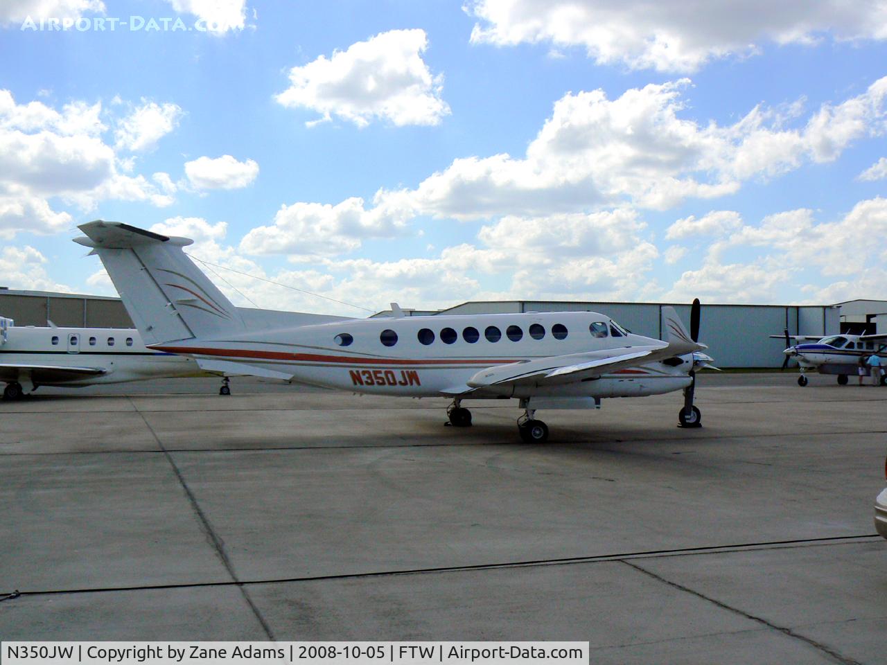 N350JW, 1998 Raytheon Aircraft Company B300 C/N FL-208, At Meacham Field