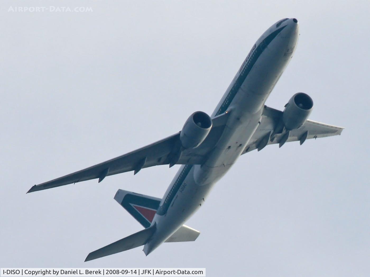 I-DISO, 2002 Boeing 777-243/ER C/N 32857, An Italian Triple-7 sails in over Sandy Hook during a summer evening toward JFK.