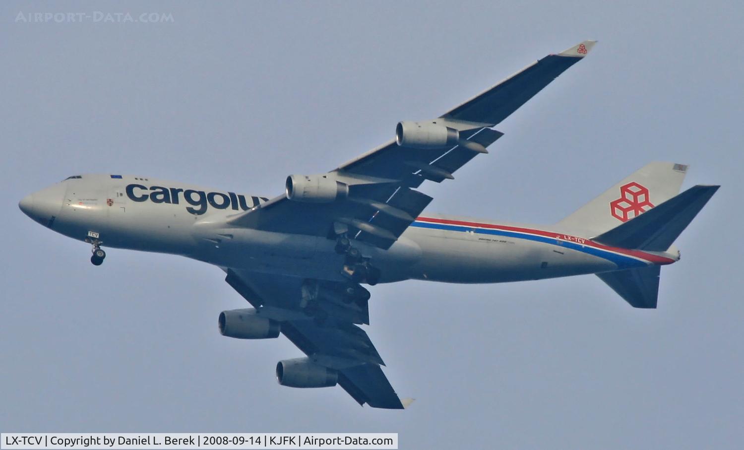 LX-TCV, 2002 Boeing 747-4R7F/SCD C/N 30401, A large cargo carrier from Luxembourg floats into JFK on a hazy summer evening.
