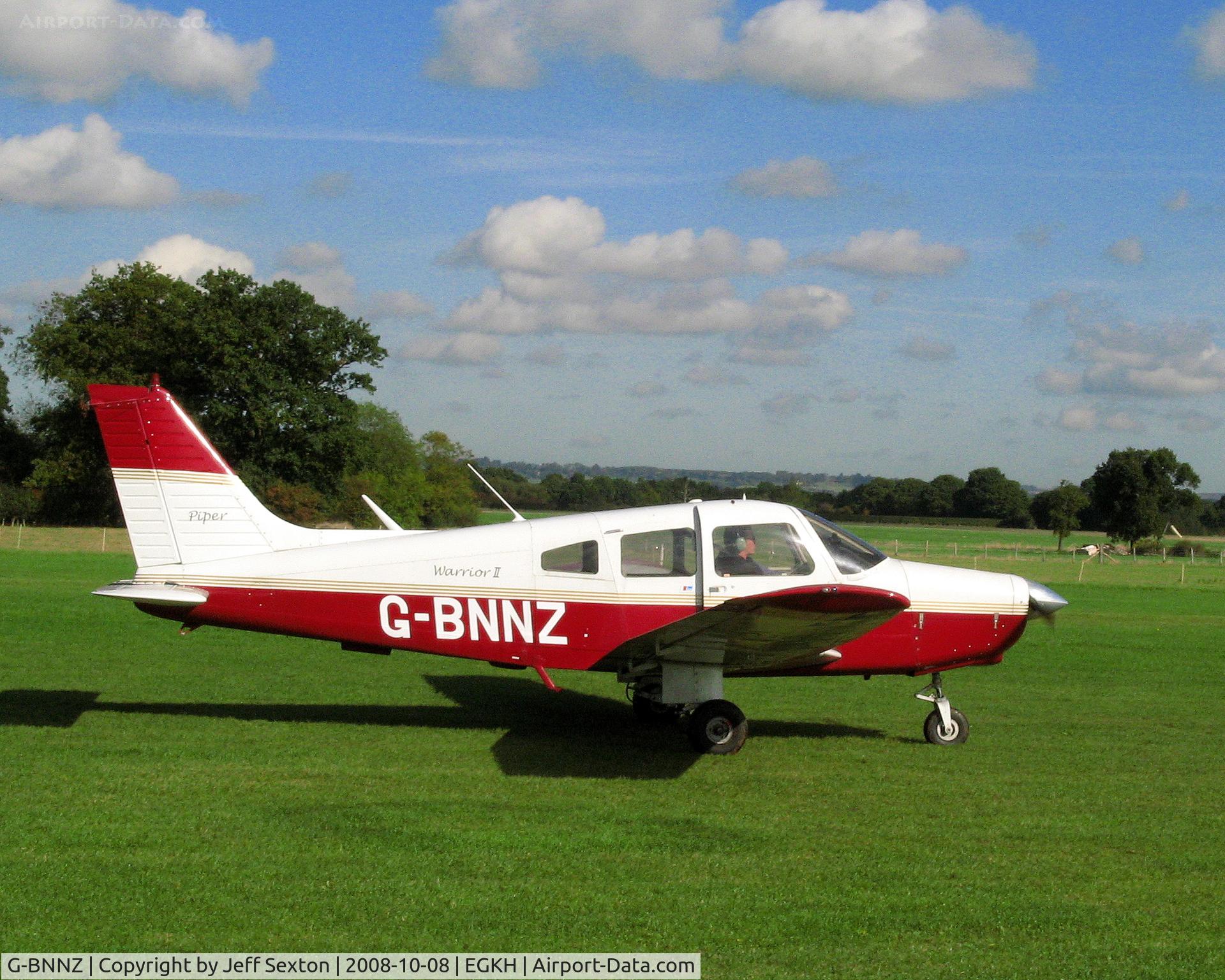 G-BNNZ, 1980 Piper PA-28-161 Cherokee Warrior II C/N 28-8016177, Taxiing at Lashenden/Headcorn UK