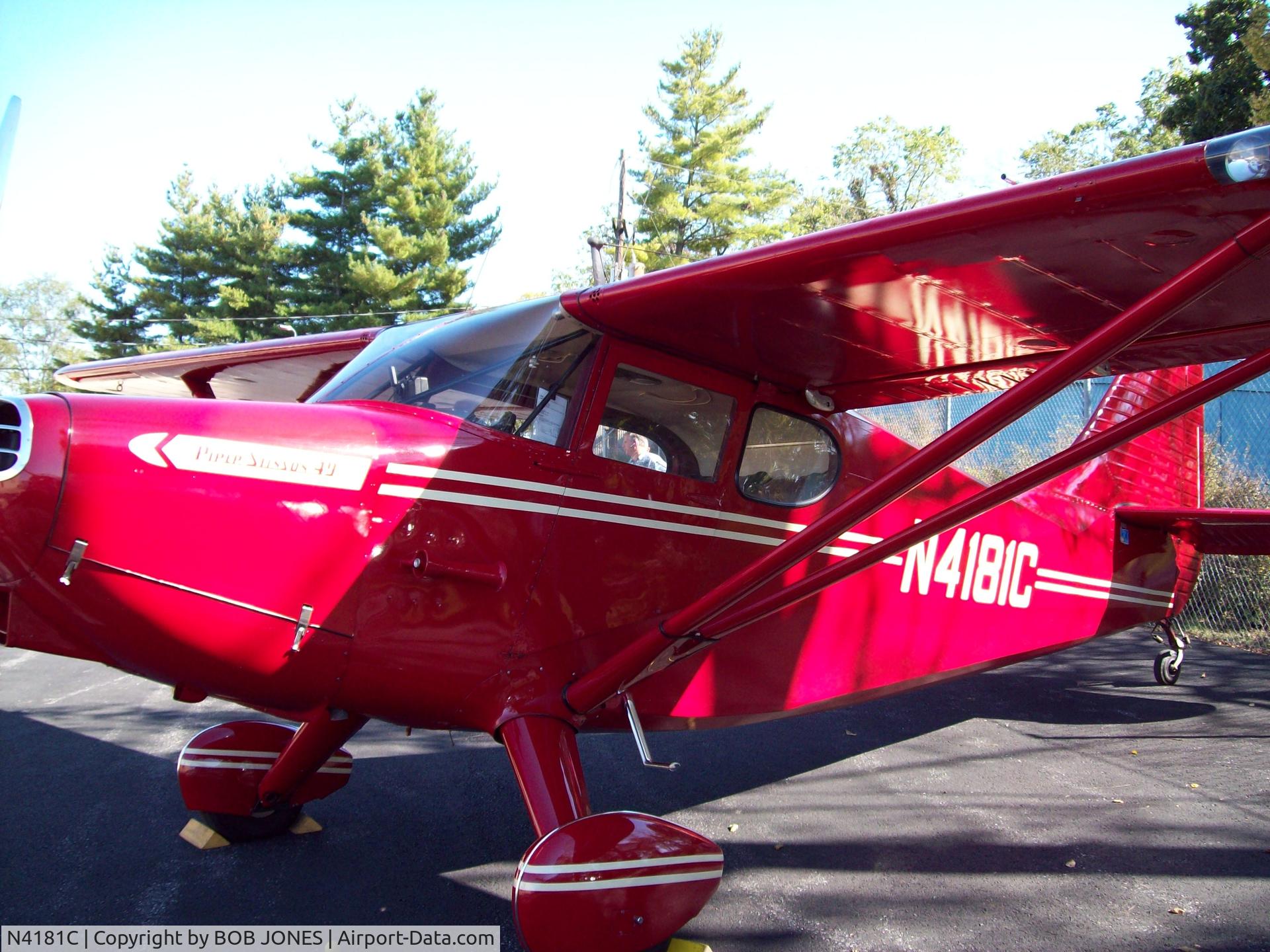 N4181C, 1949 Stinson 108-3 Voyager C/N 108-5181, IT IS SHINY