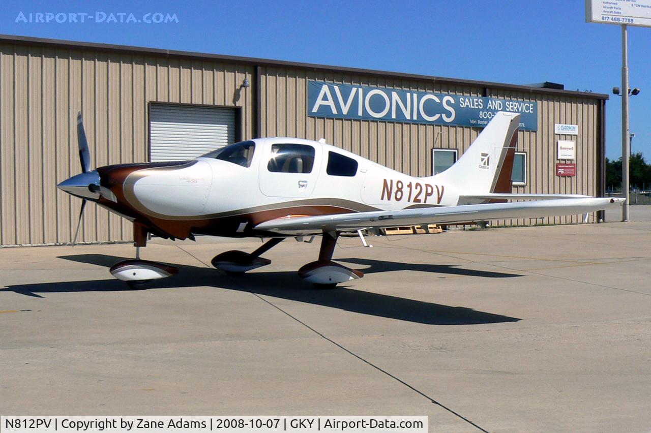 N812PV, 2007 Columbia Aircraft Mfg LC41-550FG C/N 41737, At Arlington Municipal